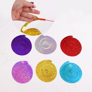 Spirales suspendues laser colorées pour décoration de fête avec paillettes et crochets