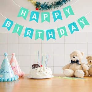 Striscione Happy Birthday blu Tiffany con cappellini da festa Prince e Birthday Girl