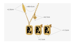 Détails des dimensions du collier à pendentif céleste et des boucles d'oreilles Lucky