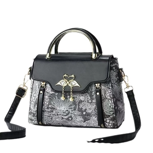Sac à main brodé floral avec boucle cygne en métal et breloques en perles pour femme