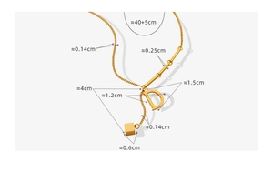 Detailed view of gold-plated D-letter pendant necklace with dimension annotations