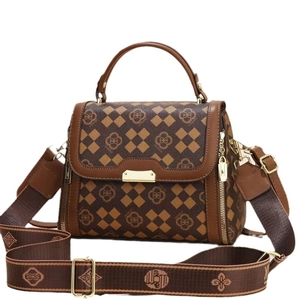 Braune Vintage-Handtasche mit Karomuster, Umhängeriemen und goldenen Metallbeschlägen