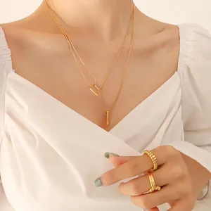 Double-layered gold-plated square and bar pendant necklace set with minimalist rings