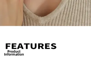 Vue détaillée du tissu en maille côtelée beige avec col en V et texture verticale