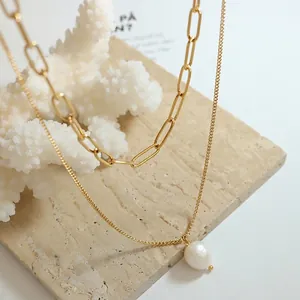 Collier double rang plaqué or 18K avec maillons trombone et pendentif en perle d'eau douce