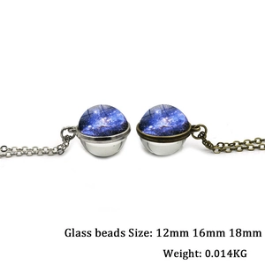 Collier pendentif boule de verre galaxie système solaire avec motif nébuleuse cosmique argenté