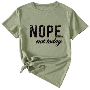 T-shirt vert sauge à manches courtes avec imprimé Nope Not Today et nœud latéral