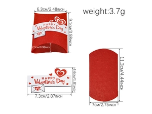 Détail de la boîte oreiller rouge de Saint-Valentin avec fourreau et dimensions précises