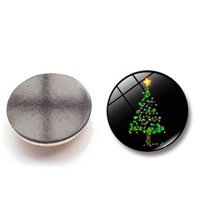 Vue détaillée d'un aimant de Noël rond en verre de 25 mm avec une base magnétique forte
