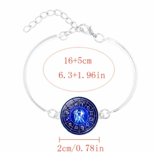 Bracelet Gémeaux en argent avec pendentif en verre étoilé bleu et chaîne ajustable
