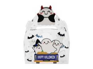 Detail einer transparenten Halloween-Süßigkeitenbox aus PVC mit Cartoon-Geist-Motiv