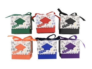 Boîtes à bonbons de remise de diplôme avec motif de toque creuse et rubans satinés