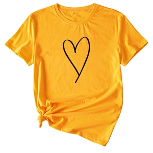 T-shirt jaune à manches courtes avec imprimé cœur noir et détail de nœud latéral