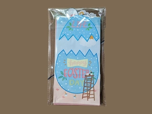 Detailansicht von DIY Oster-Papiertüten mit Hasen- und Kükenmotiven für Geschenke