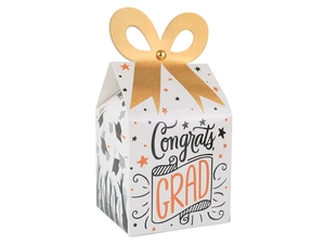 Détail de la boîte cadeau de remise des diplômes avec nœud doré et imprimé Congrats GRAD