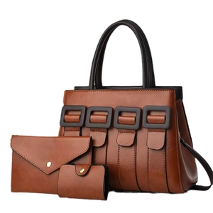 Set 3 in 1 di borse in pelle marrone con borsa grande, portafoglio a busta e borsellino