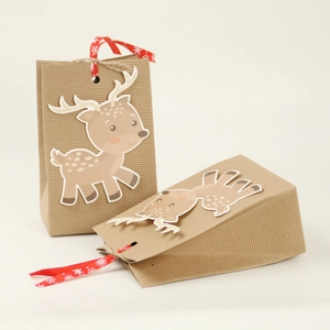 Self-standing kraft paper gift bags with ribbed texture and 3D reindeer design