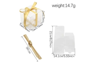 Dettaglio scatola regalo in PVC 7cm con nastro dorato e guida alle dimensioni