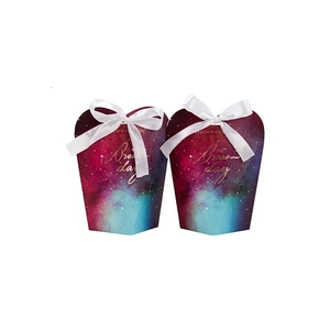 Scatole per caramelle a tema cielo stellato con fiocco bianco e scritta Dream Day