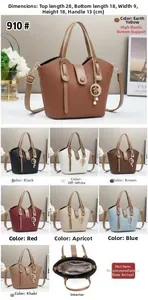 Detailed size specifications for Macaron bucket bag with internal structure and dimensions
