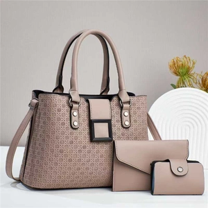 Dreiteiliges nude-rosa Shopper-Set mit Webstruktur und passender Clutch-Handtasche