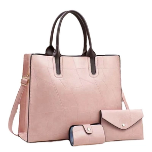 Set di 3 borse in pelle sintetica rosa con borsa shopper, pochette e porta carte