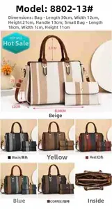 Détail du grand cabas à rayures avec pochette assortie, dimensions et options de couleurs