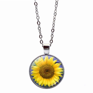 Vintage sunflower time gem necklace with round glass pendant and silver metal chain