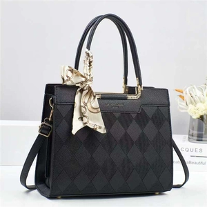 Women Quilted PU Leather Handbag With Satin Scarf Shoulder Crossbody Bag Large Capacity Trendy Fashion