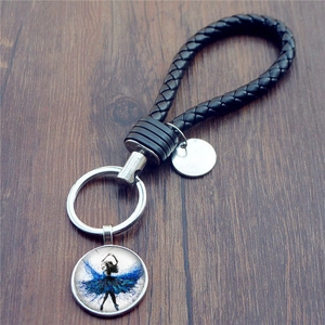 Portachiavi Artistico con Silhouette di Ballerina Corda in Pelle PU Intrecciata a Mano Pendente in Vetro Cabochon Gioielli per Amanti della Danza Regalo