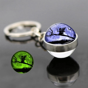 Porte-Clés Lumineux En Boule De Verre Fée Alliage De Zinc Aile De Papillon Brille Dans Le Noir Silhouette Cadeau