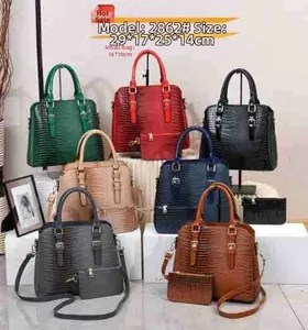 Detailed view of crocodile pattern tote bag set with dimensions for size reference