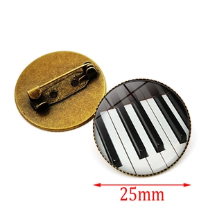 Spilla vintage cuore tastiera pianoforte diametro 25mm cabochon in vetro spilla da bavero