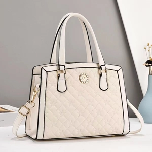 Damen Gesteppte PU Leder Handtasche Mit Stern Bestickt Goldene Hardware Umhängetasche Tote Bag Pendler Alltag Mode Satchel