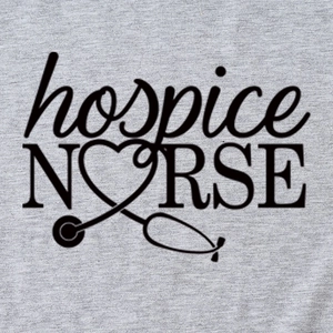 T-shirt gris pour infirmière avec motif de stéthoscope en cœur et coton doux