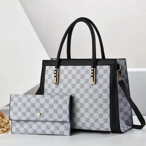 Ensemble sac cabas à carreaux classique avec portefeuille et détails métalliques dorés