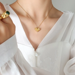 Collier Pendentif Cœur Acier Inoxydable Plaqué Or 18K Avec Incrustation De Zircon Bijoux Minimalistes Élégants Pour Femmes Cadeau