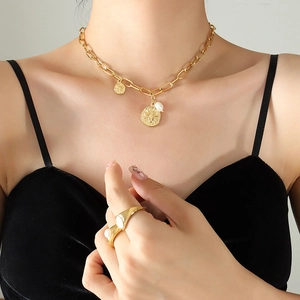 Vintage Gold Plated Stainless Steel Necklace Freshwater Pearl Bee Star Relief Coin Pendant Retro French Women Jewelry
