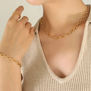 Bijoux Chic À Maillons Ovales Entrelacés Collier Et Bracelet En Acier Inoxydable Plqué Or 18 Carats Pour Femmes