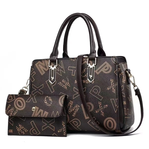 Ensemble 2 pièces marron avec grand sac cabas et portefeuille à imprimé de lettres