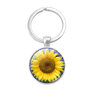 Sunflower Glass Cabochon Keychain Zinc Alloy Retro Floral Key Ring Pendant For Women Bag Hanging Accessories Gift