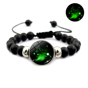Bracelet Bélier lumineux avec perles noires mates et cordon de serrage réglable