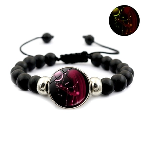 Bracelet constellation Vierge lumineux avec perles noires mates et cordon réglable