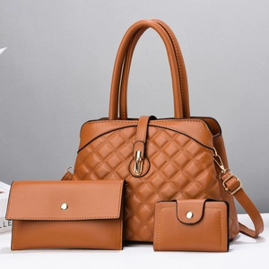Ensemble de 3 sacs pour femmes marron caramel avec matelassage et finitions dorées