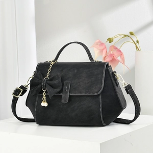 Women PU Leather Handbag Elegant Bowknot Artificial Pearl Pendant Crossbody Bag Vintage Flap Shoulder Bag For Ladies Commuting
