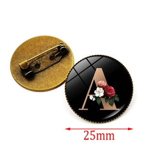 Broche ronde rétro avec lettre A et motif floral sous dôme en verre de 25 mm