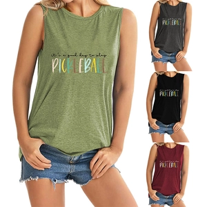 Detailoverzicht van kleuren voor de it's a good day to play pickleball tanktop