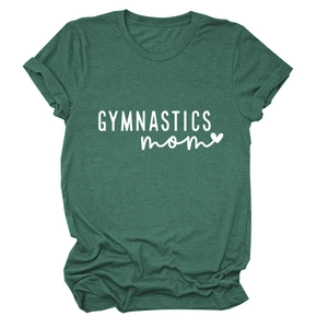 Détail du texte Gymnastics Mom et imprimé cœur sur t-shirt chiné vert foncé