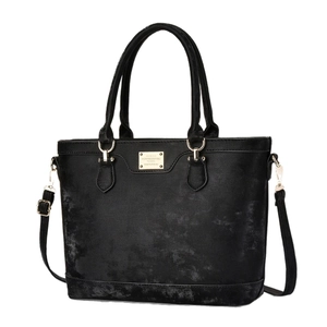 Schwarze strukturierte Shopper-Tasche mit goldenen Details und verstellbarem Schultergurt