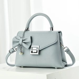 Damen PU Leder Schultertasche Handtasche Mit Künstliche Perlen Schleife Anhänger Koreanischer Stil Crossbody Tasche Mode Kleine Quadratische Tasche